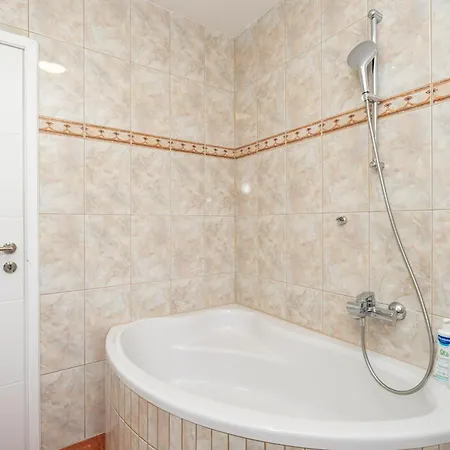 Apartment Doma *