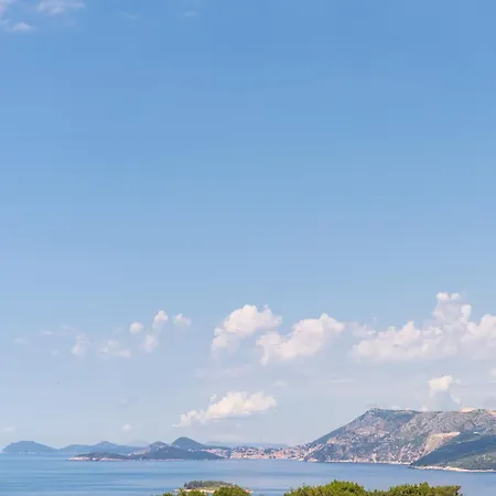 Doma * Cavtat