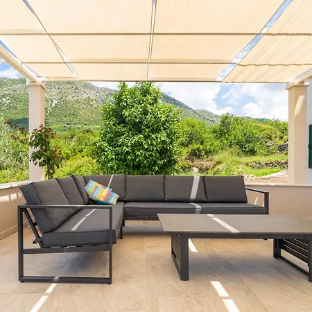 Doma Daire Cavtat