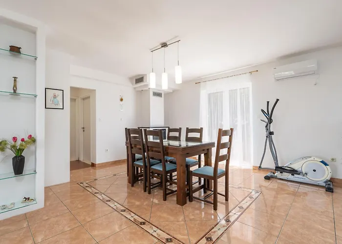 Doma Apartment